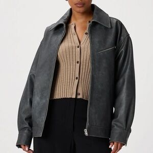 Quince 100% Leather Oversized Bomber Jacket in Medium